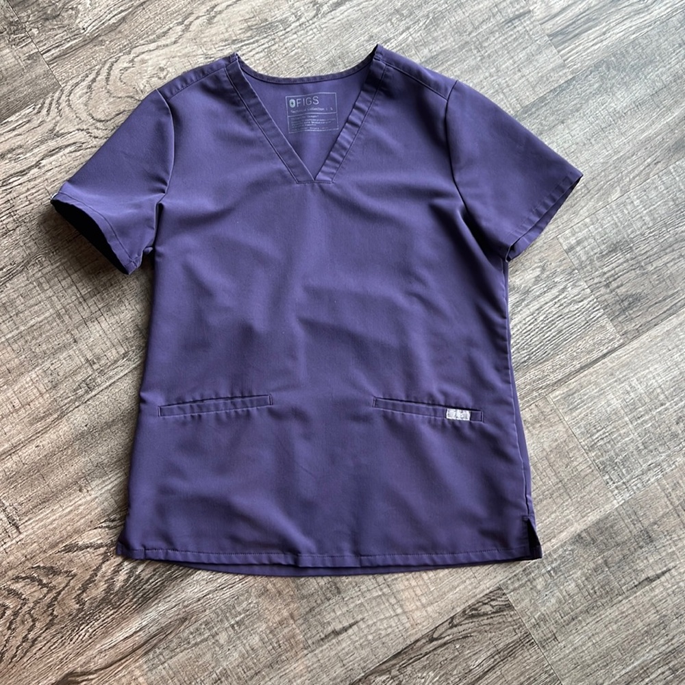 FIGS LIMITED Purple shadow color- Small Casma Top Scrub